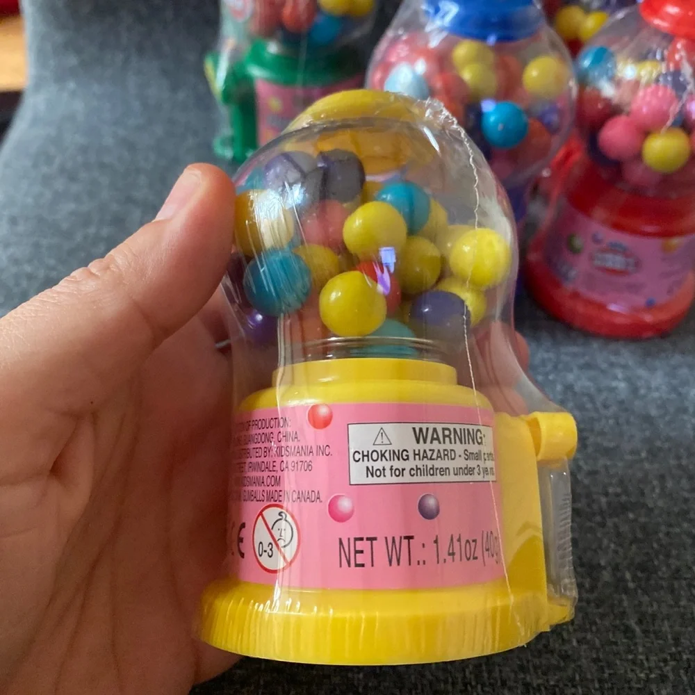 Set of 6 Mini Gumball Machine Dispenser Party Favors